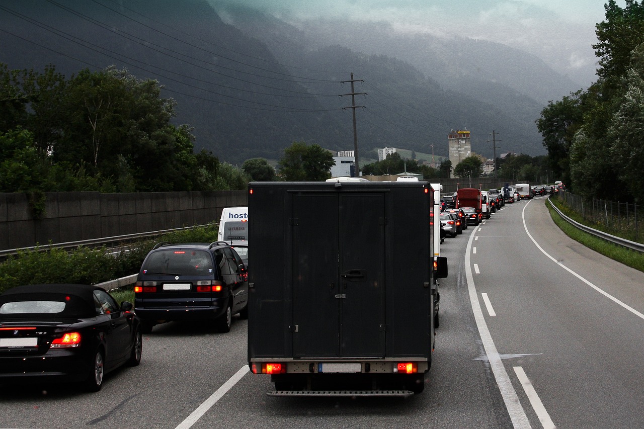 最新道路封閉如何應對與改善交通狀況的挑戰(zhàn)
