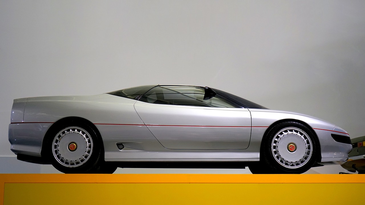 欽機最新車型引領(lǐng)潮流，展現(xiàn)未來趨勢