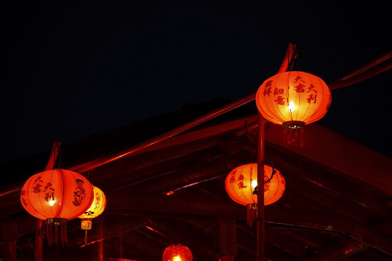 春節(jié)新篇章，傳統(tǒng)與現(xiàn)代的交融，春節(jié)延長的佳節(jié)慶典
