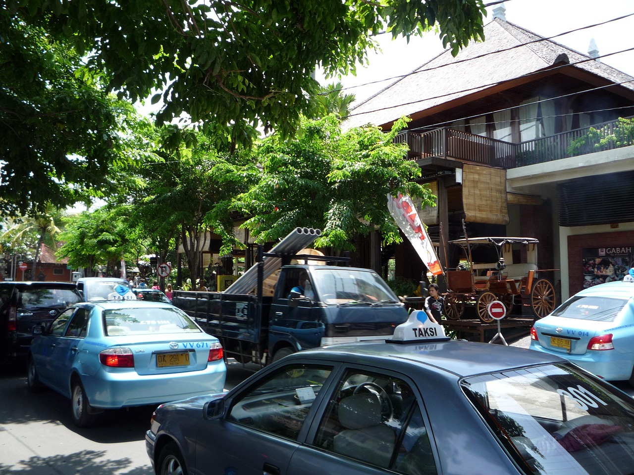 小桔租車最新動態(tài)，智能出行引領(lǐng)者，重塑城市交通新面貌