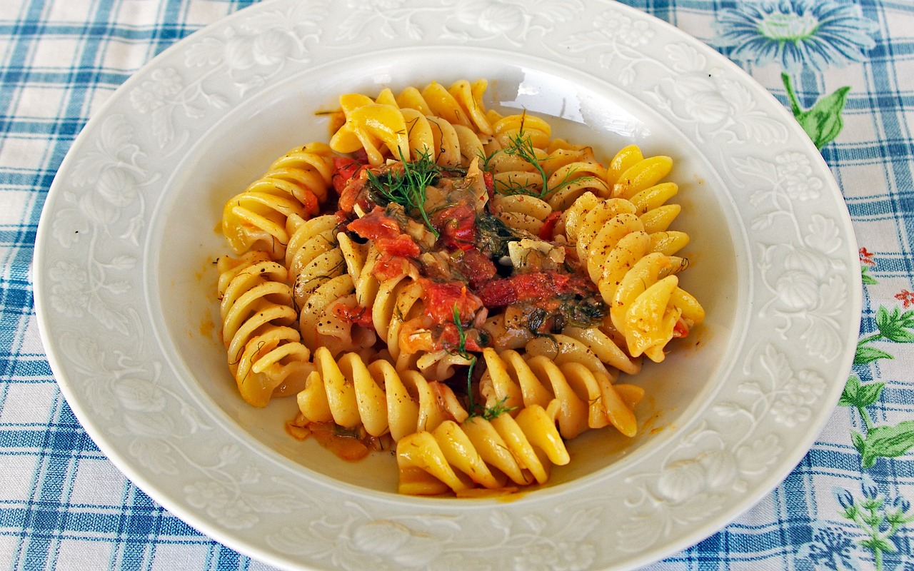 精選家常熱菜食譜，2015年4月版熱門美食指南